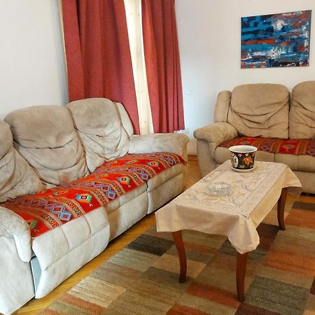 Jessy Lovely Apartment In Heliopolis Le Caire Extérieur photo